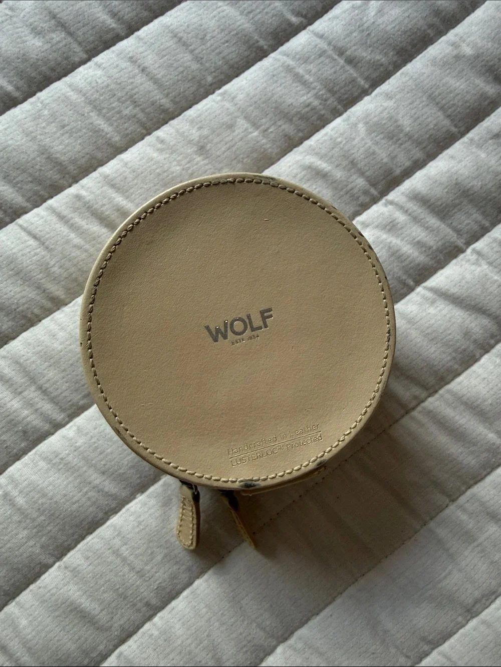 WOLF Beige Round Leather Jewelry Travel Case